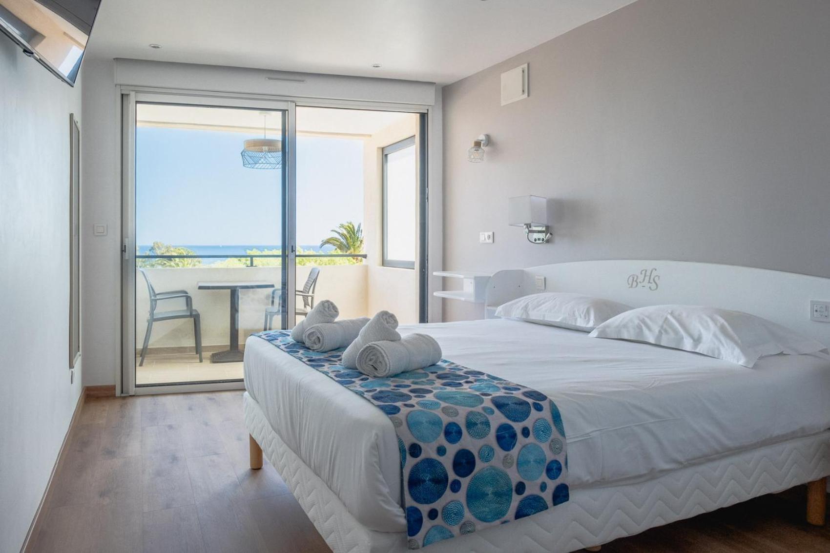 Hotel Beau Site Le Lavandou Exterior photo